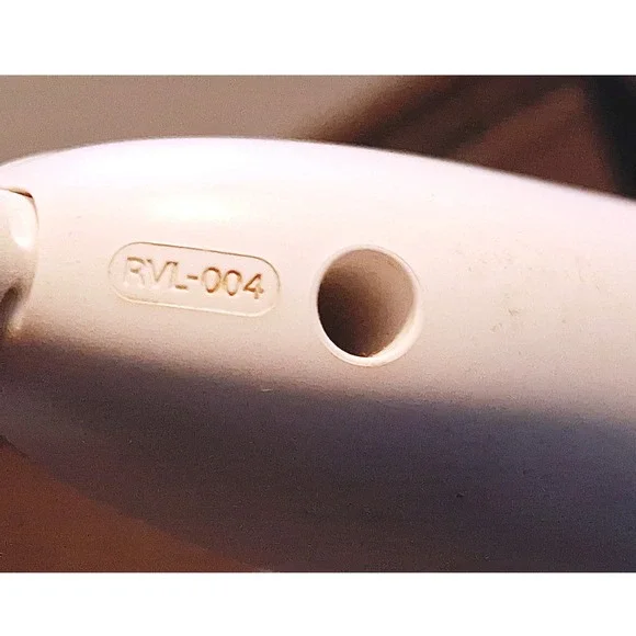 Nintendo Wii Remote Nunchuck Controller White RVL 003 - Picture 3 of 3